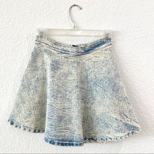 Light Acid Wash Jean Mini Skirt Size Sm